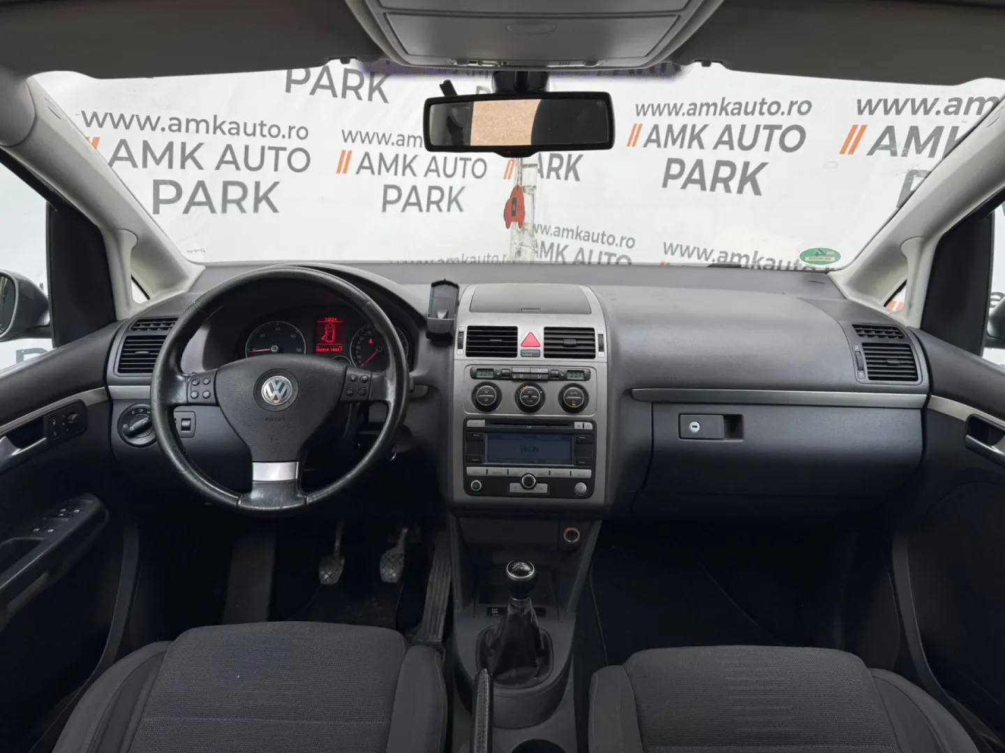Cumpara/ Vinde online Volkswagen Touran 2008 SH, la cel mai bun pret pentru tine!