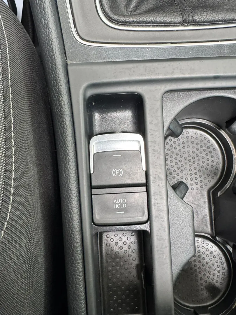 Cumpara/ Vinde online Volkswagen Golf 2019 SH, la cel mai bun pret pentru tine!