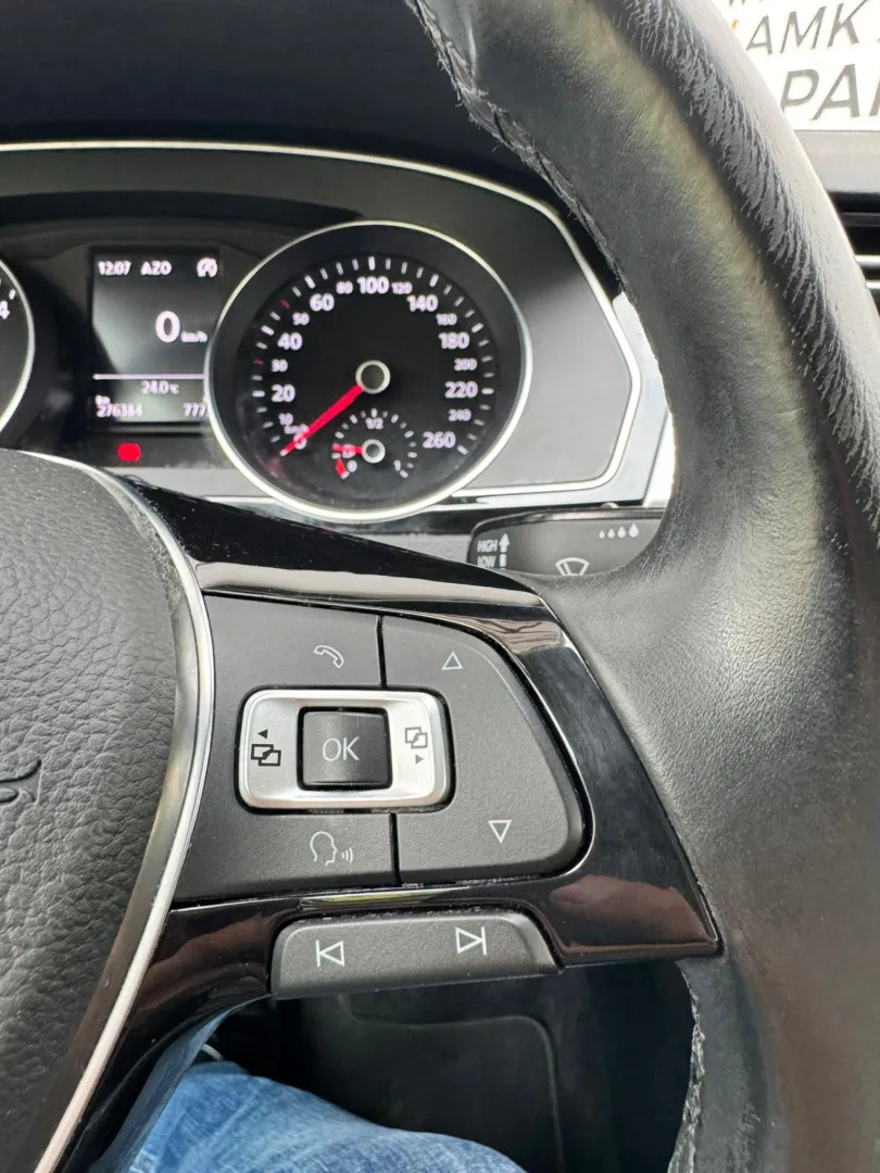 Cumpara/ Vinde online Volkswagen Passat 2015 SH, la cel mai bun pret pentru tine!