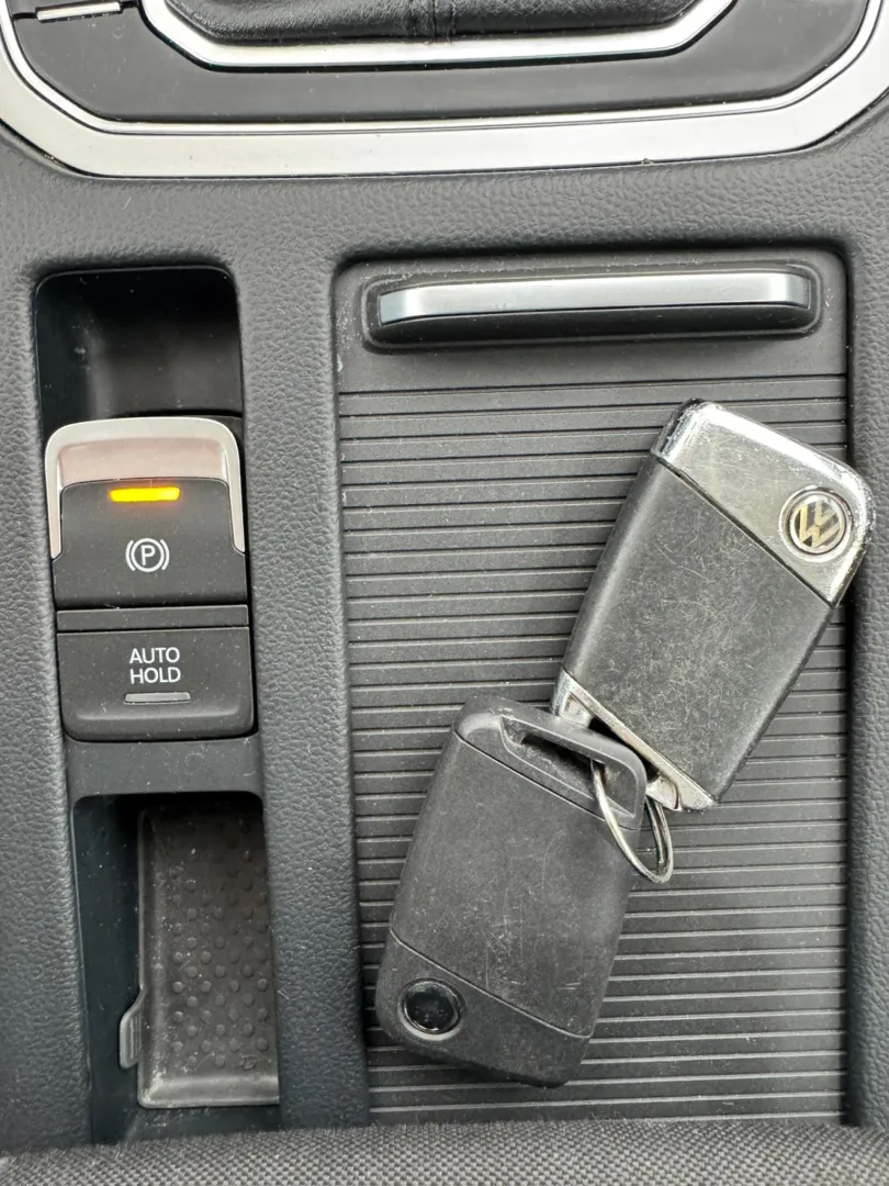 Cumpara/ Vinde online Volkswagen Passat 2015 SH, la cel mai bun pret pentru tine!