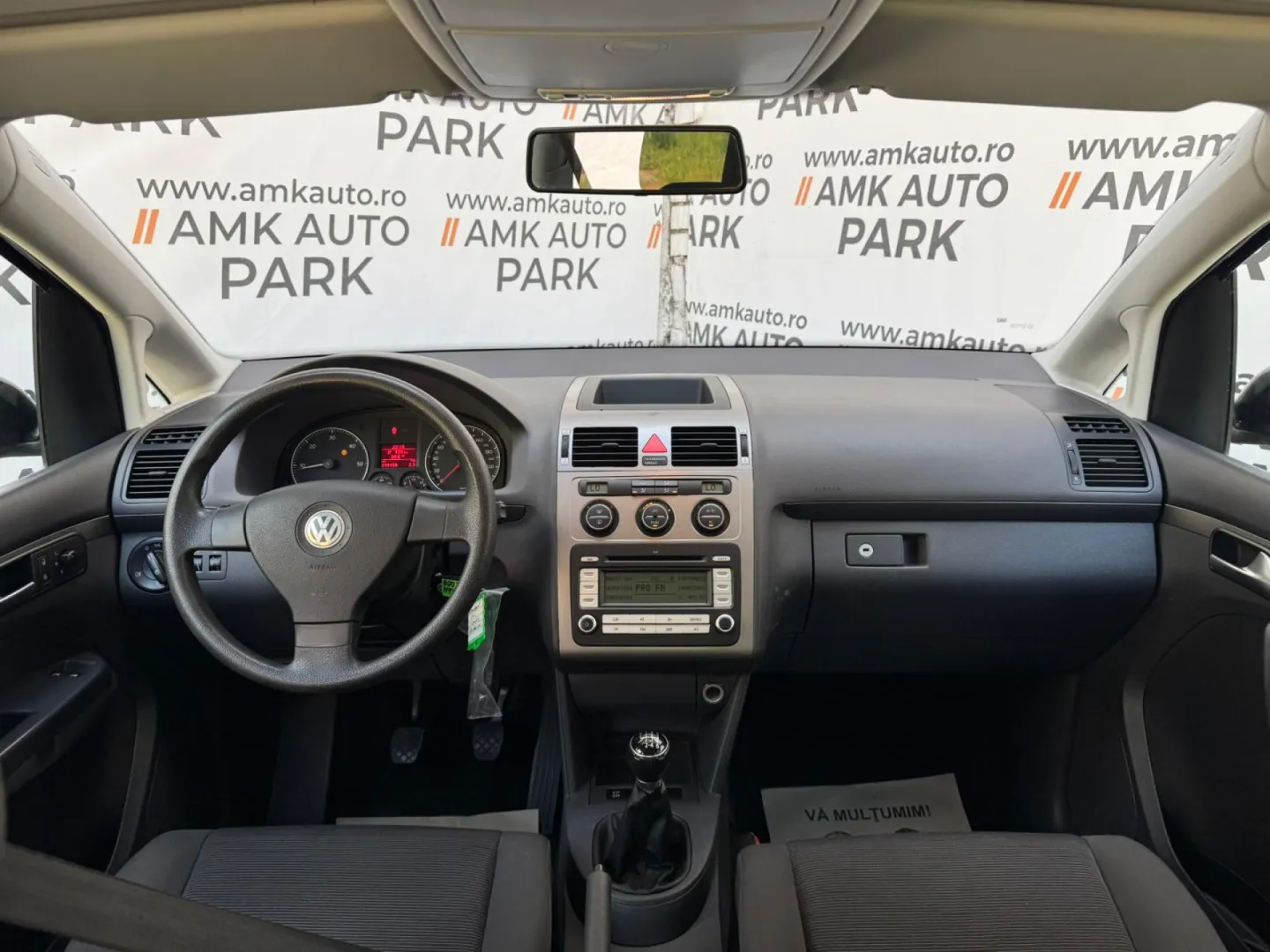 Cumpara/ Vinde online Volkswagen Touran 2007 SH, la cel mai bun pret pentru tine!