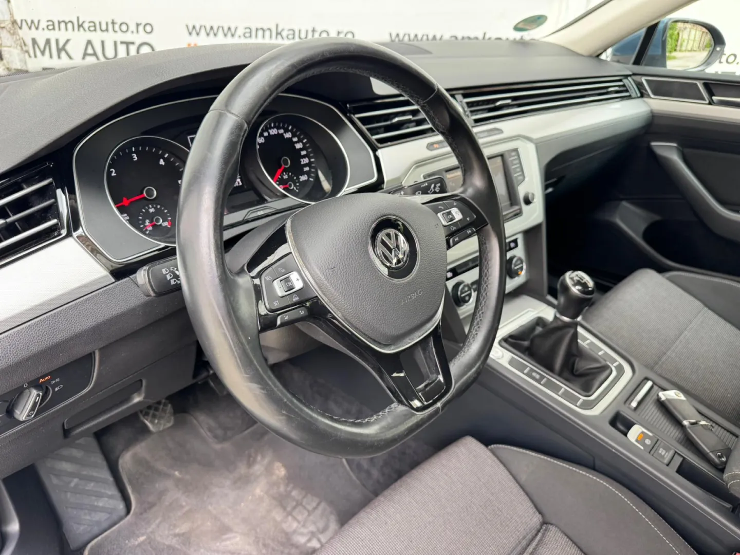 Cumpara/ Vinde online Volkswagen Passat 2015 SH, la cel mai bun pret pentru tine!
