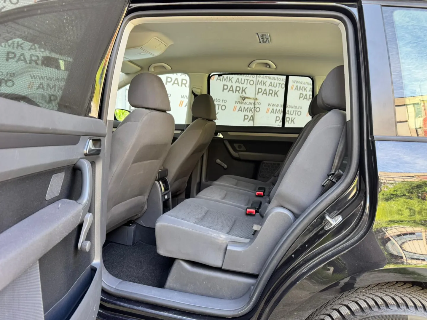 Cumpara/ Vinde online Volkswagen Touran 2007 SH, la cel mai bun pret pentru tine!