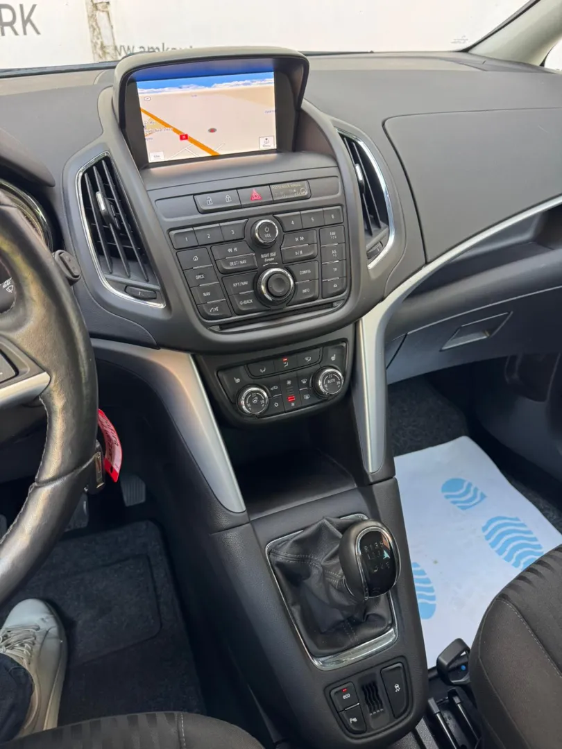 Cumpara/ Vinde online Opel Zafira 2016 SH, la cel mai bun pret pentru tine!