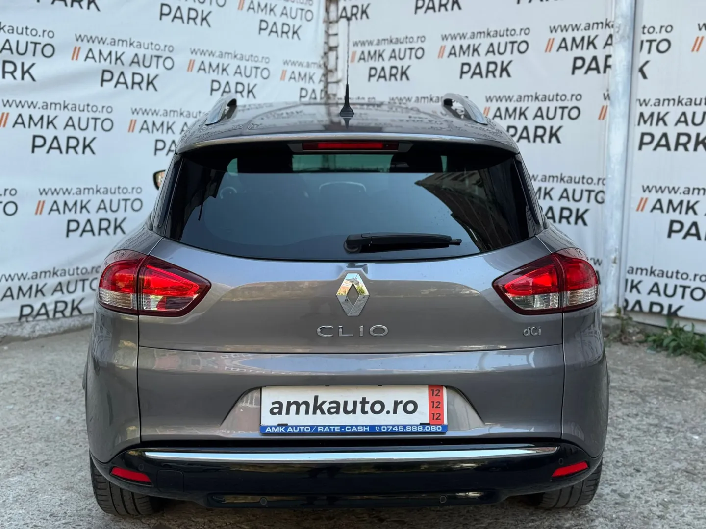 Cumpara/ Vinde online Renault  Clio 2014 SH, la cel mai bun pret pentru tine!