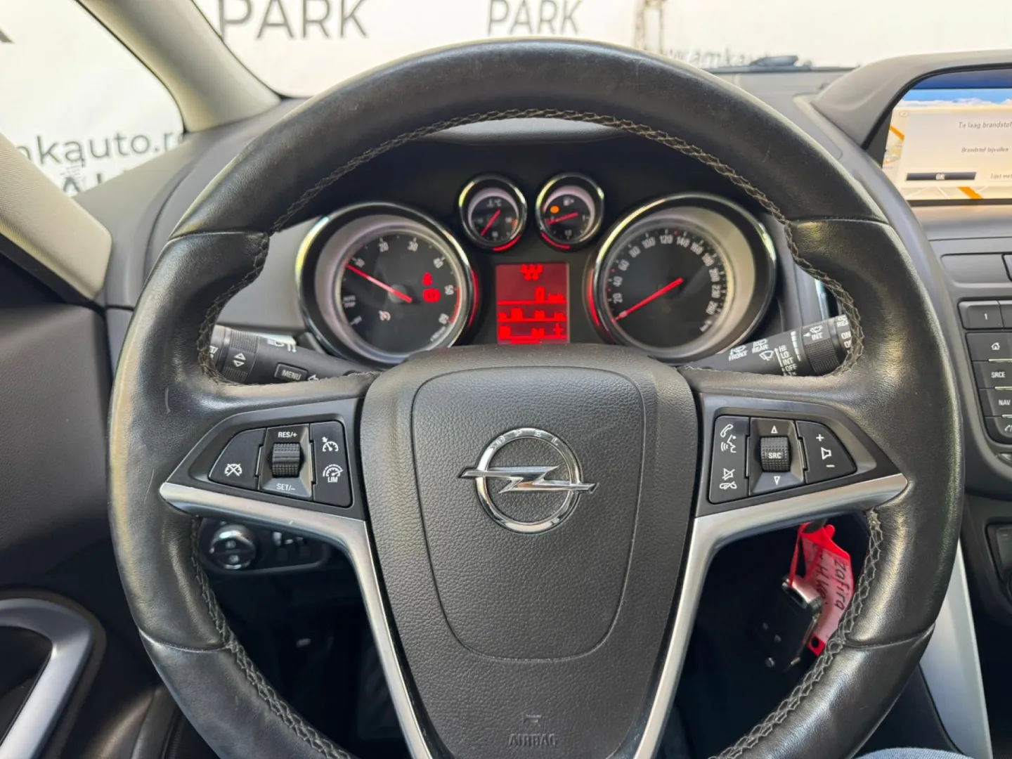 Cumpara/ Vinde online Opel Zafira 2016 SH, la cel mai bun pret pentru tine!