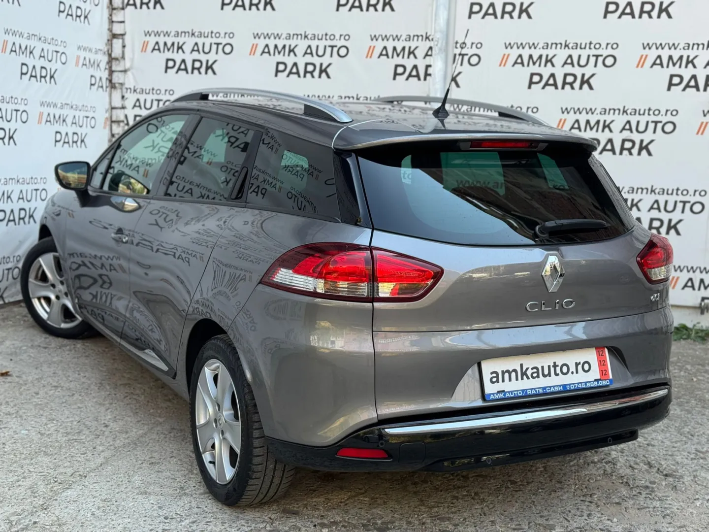 Cumpara/ Vinde online Renault  Clio 2014 SH, la cel mai bun pret pentru tine!