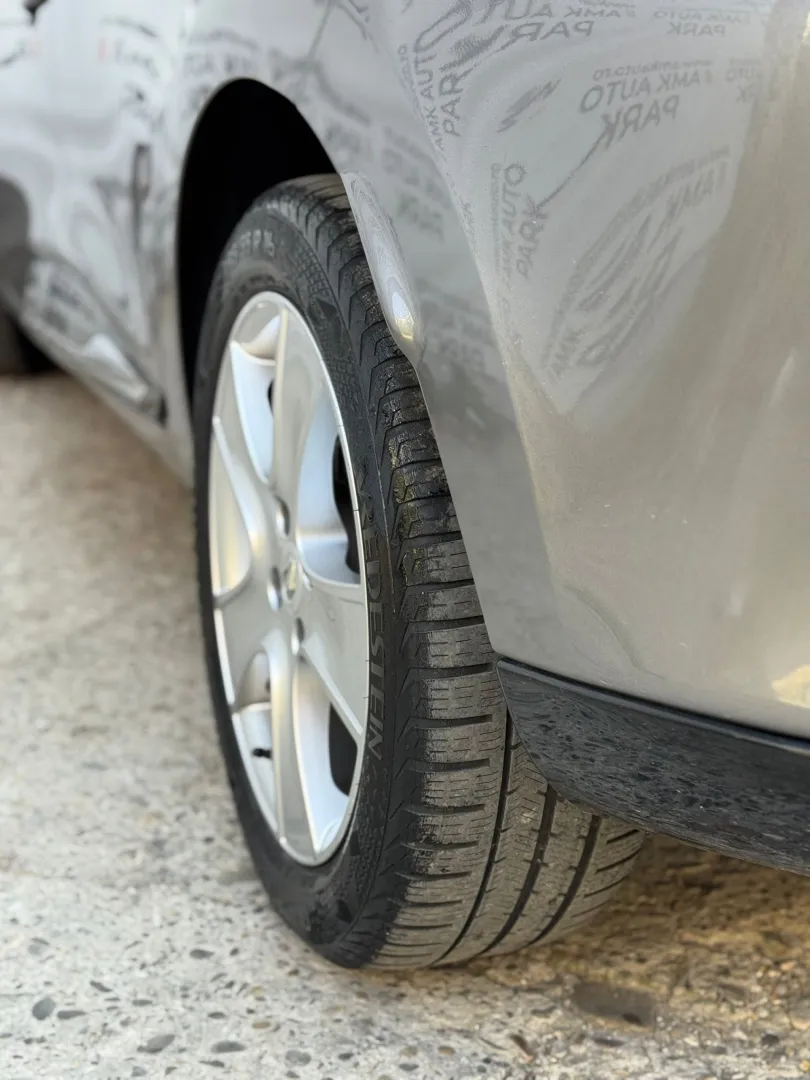 Cumpara/ Vinde online Renault  Clio 2014 SH, la cel mai bun pret pentru tine!
