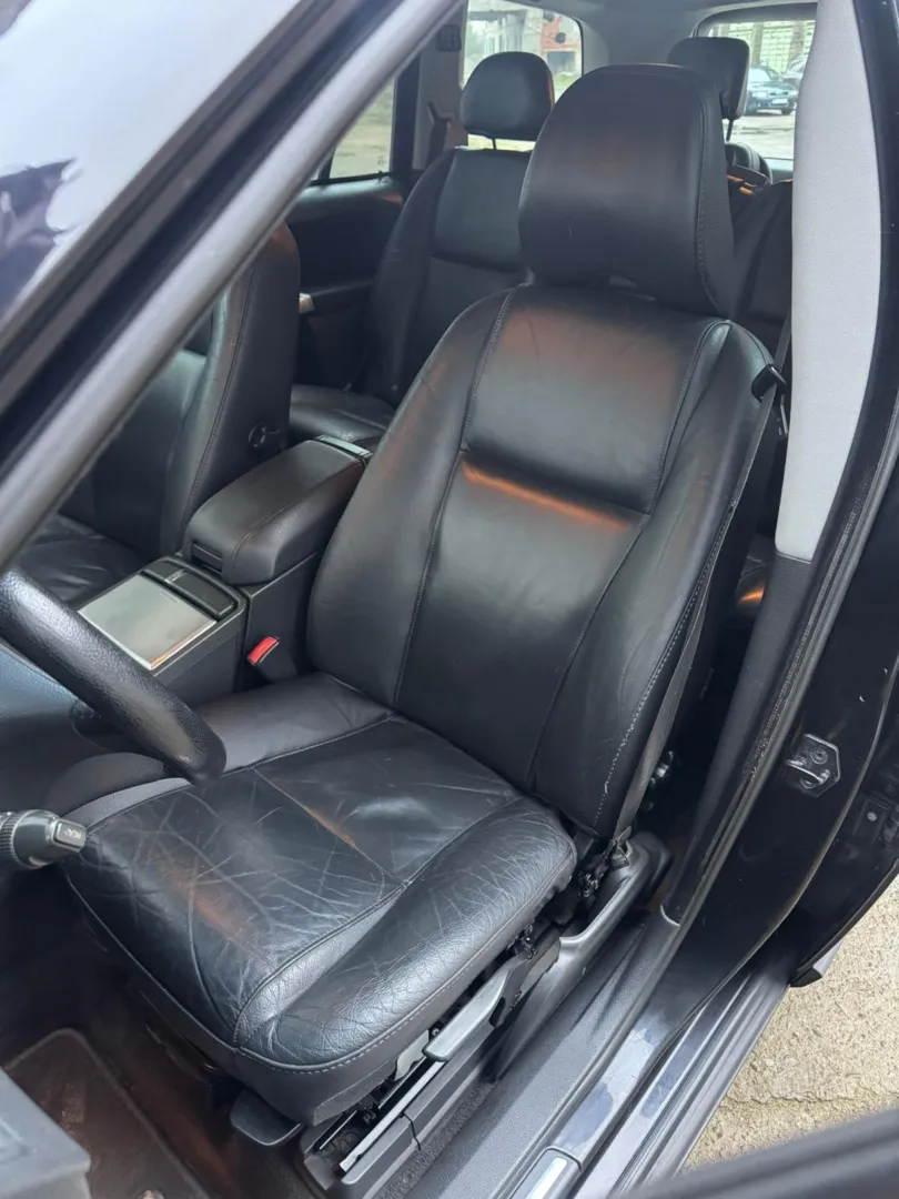 Cumpara/ Vinde online Volvo XC90 2006 SH, la cel mai bun pret pentru tine!