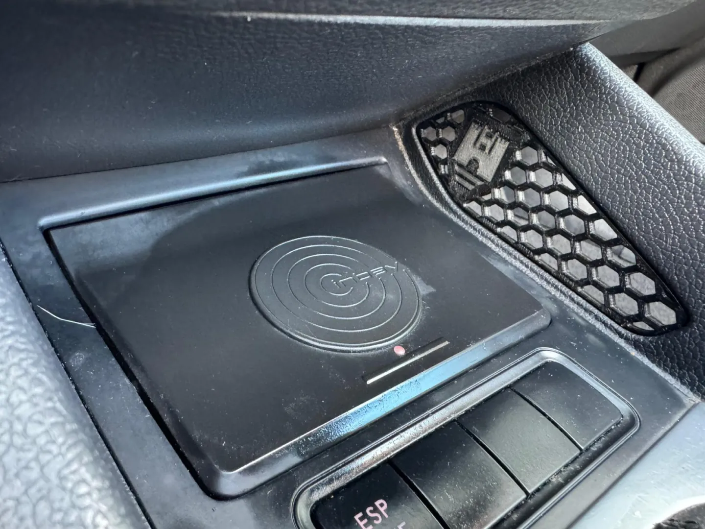 Cumpara/ Vinde online Volkswagen Eos 2007 SH, la cel mai bun pret pentru tine!