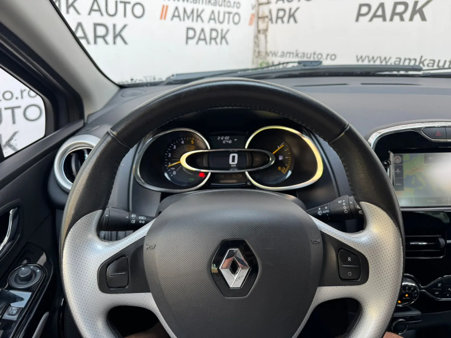 Cumpara/ Vinde online Renault  Clio 2014 SH, la cel mai bun pret pentru tine!