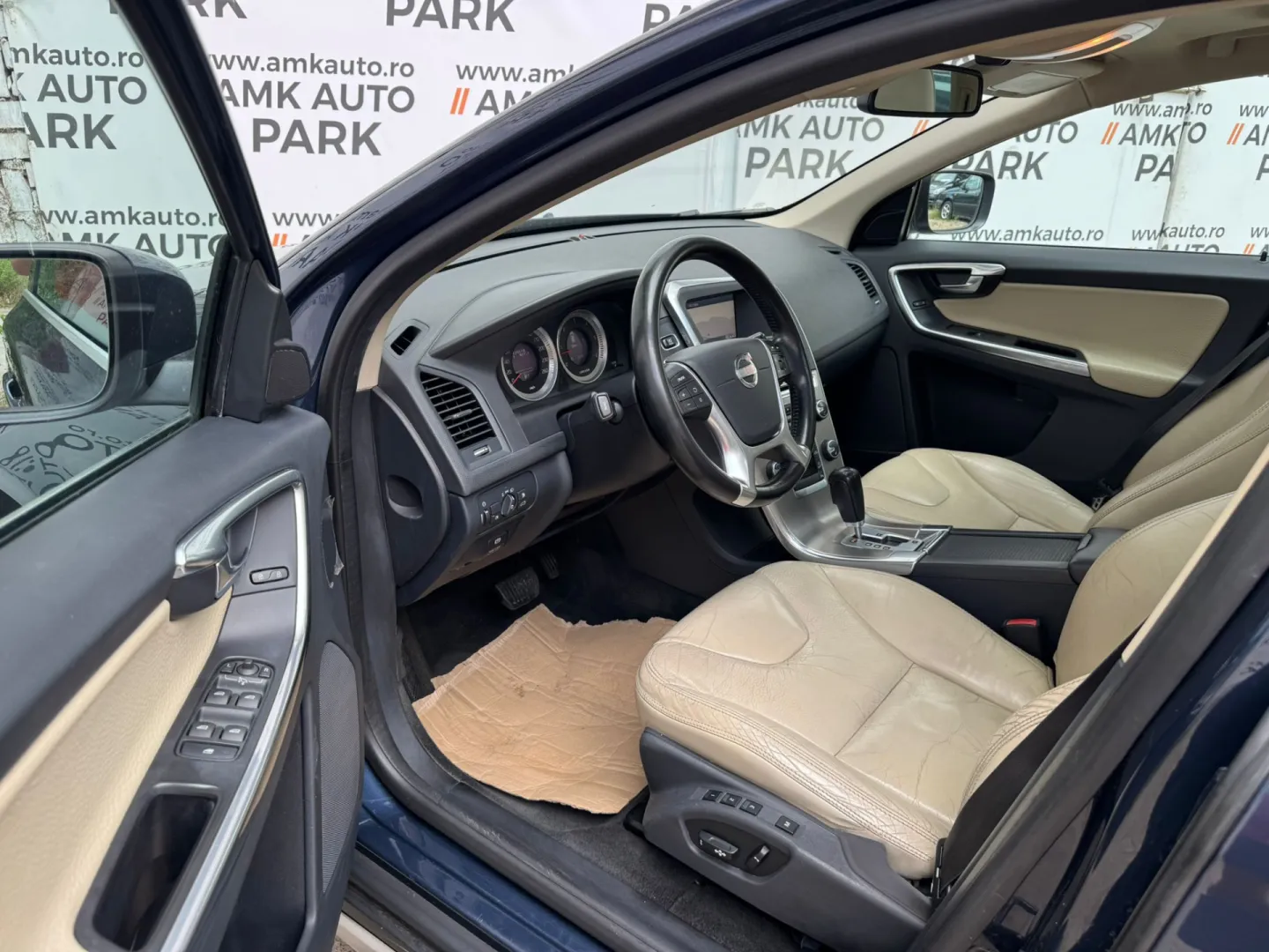 Cumpara/ Vinde online Volvo XC60 2012 SH, la cel mai bun pret pentru tine!