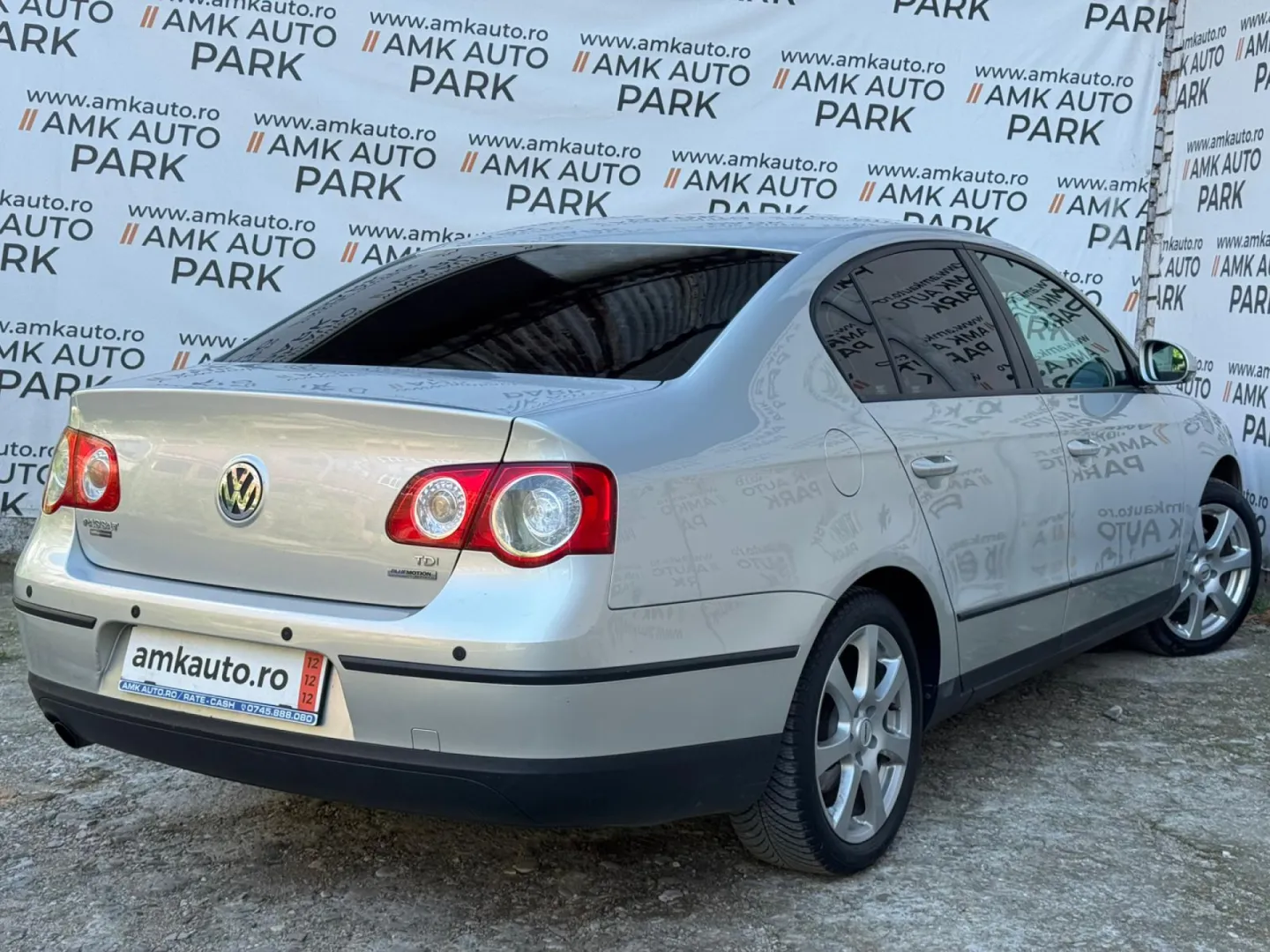 Cumpara/ Vinde online Volkswagen Passat 2010 SH, la cel mai bun pret pentru tine!