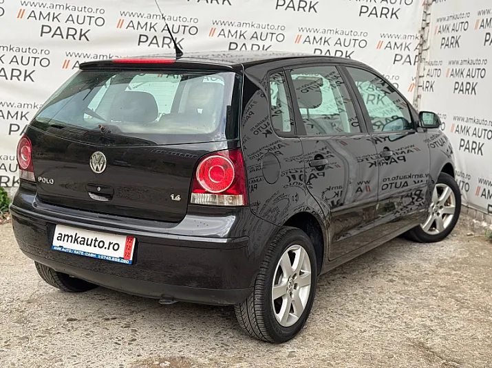 Cumpără / Vinde Volkswagen Polo 2006 SH, la cel mai bun pret pentru tine!