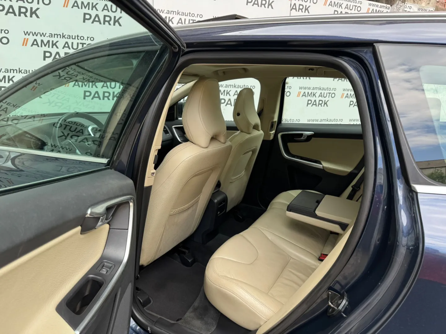 Cumpara/ Vinde online Volvo XC60 2012 SH, la cel mai bun pret pentru tine!