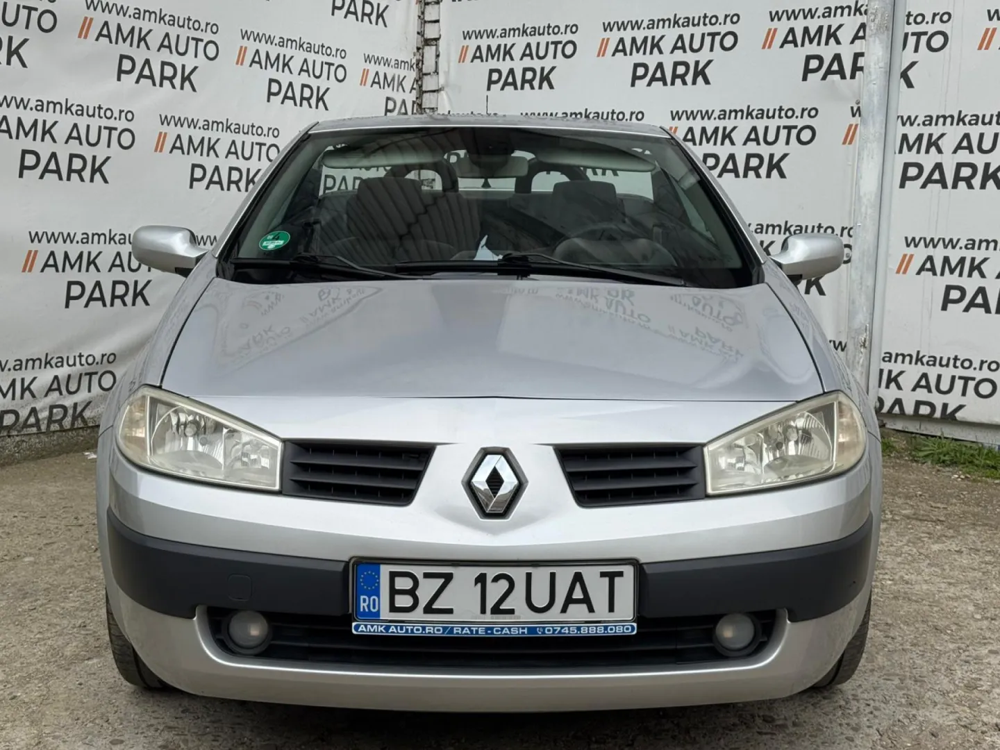 Cumpara/ Vinde online Renault  Megane 2005 SH, la cel mai bun pret pentru tine!