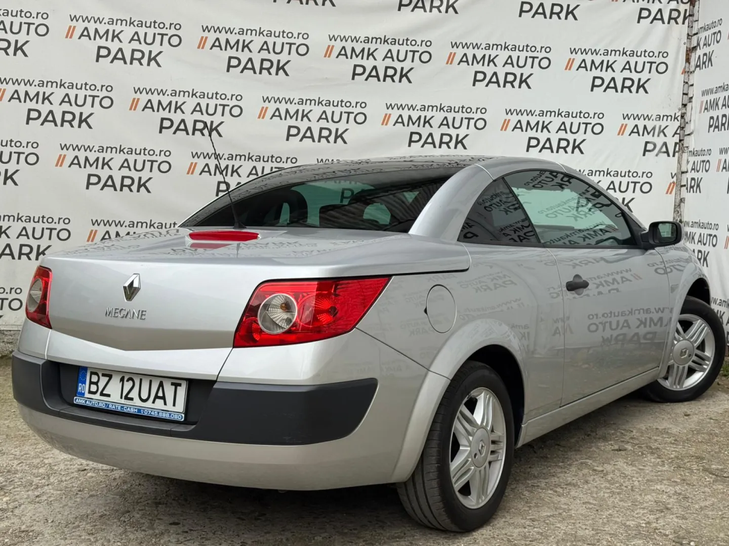 Cumpara/ Vinde online Renault  Megane 2005 SH, la cel mai bun pret pentru tine!