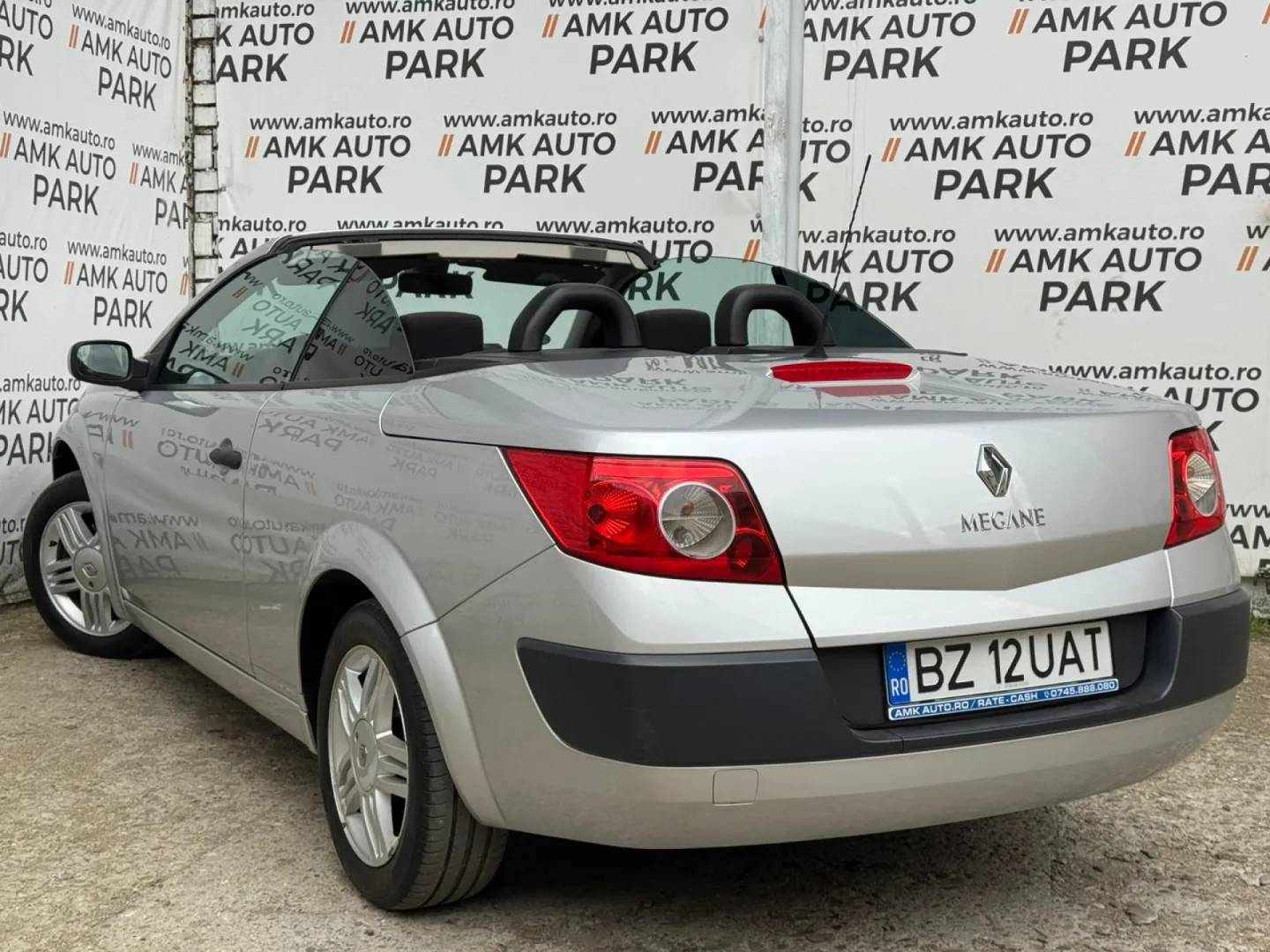 Cumpara/ Vinde online Renault  Megane 2005 SH, la cel mai bun pret pentru tine!
