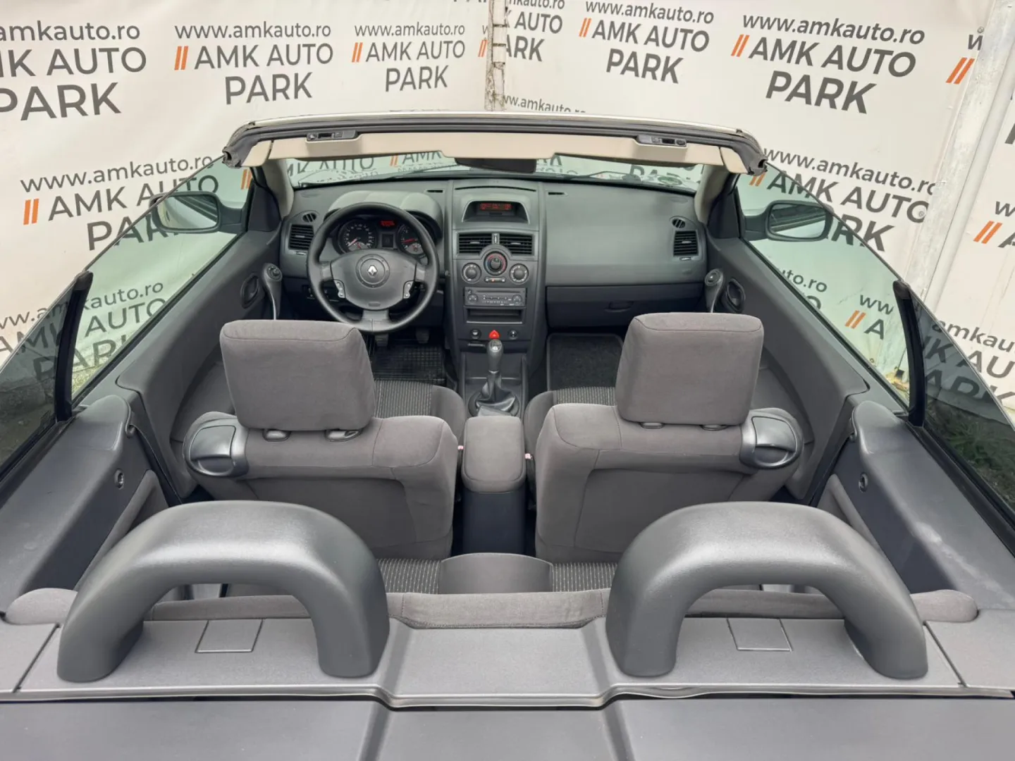 Cumpara/ Vinde online Renault  Megane 2005 SH, la cel mai bun pret pentru tine!