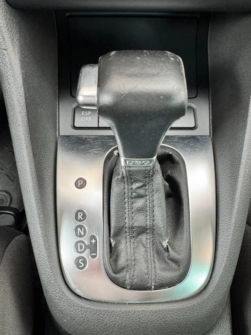 Cumpara/ Vinde online Volkswagen Golf 2010 SH, la cel mai bun pret pentru tine!