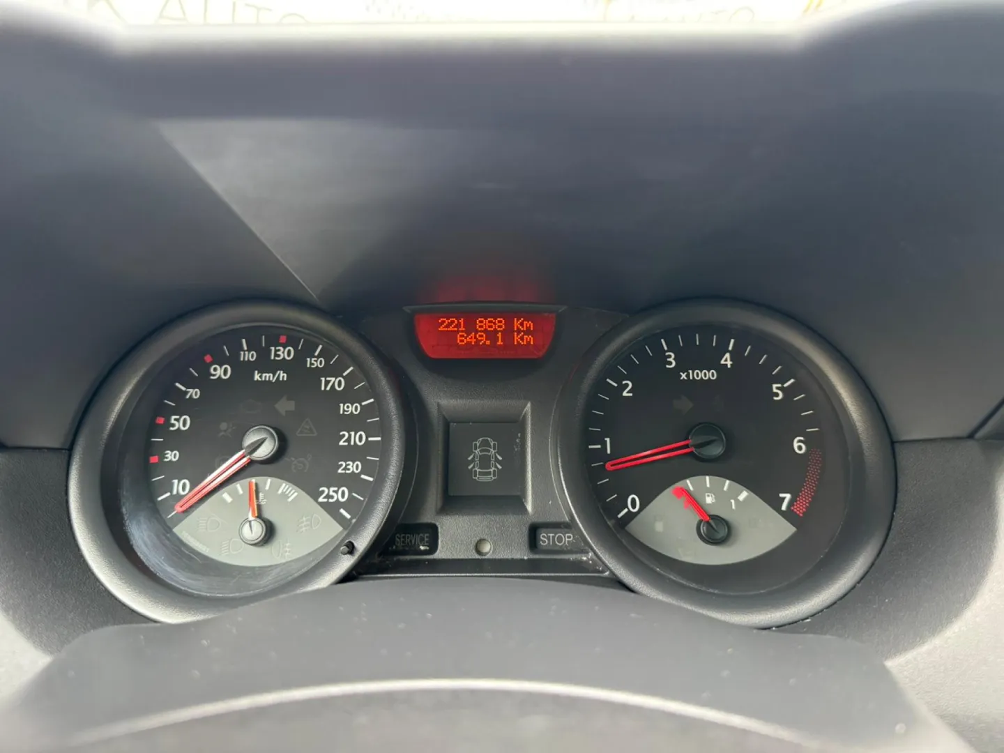 Cumpara/ Vinde online Renault  Megane 2005 SH, la cel mai bun pret pentru tine!
