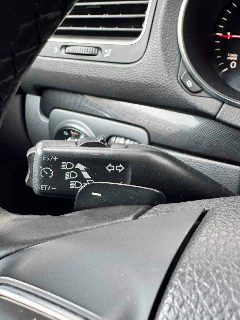 Cumpara/ Vinde online Volkswagen Golf 2010 SH, la cel mai bun pret pentru tine!