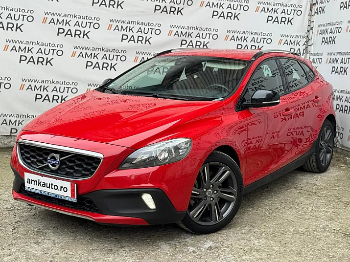 Cumpără / Vinde Volvo V40 2013 SH, la cel mai bun pret pentru tine!