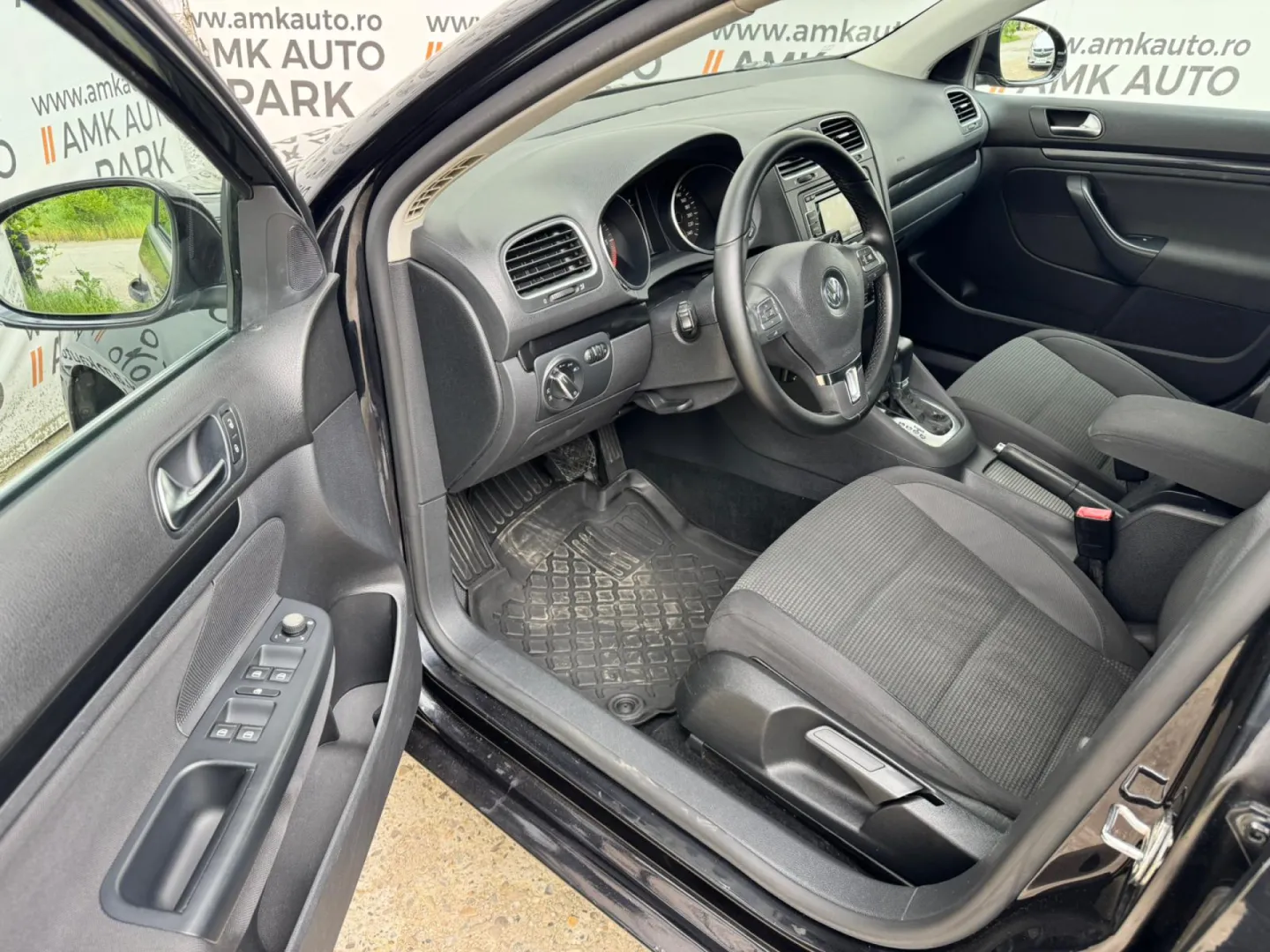 Cumpara/ Vinde online Volkswagen Golf 2010 SH, la cel mai bun pret pentru tine!