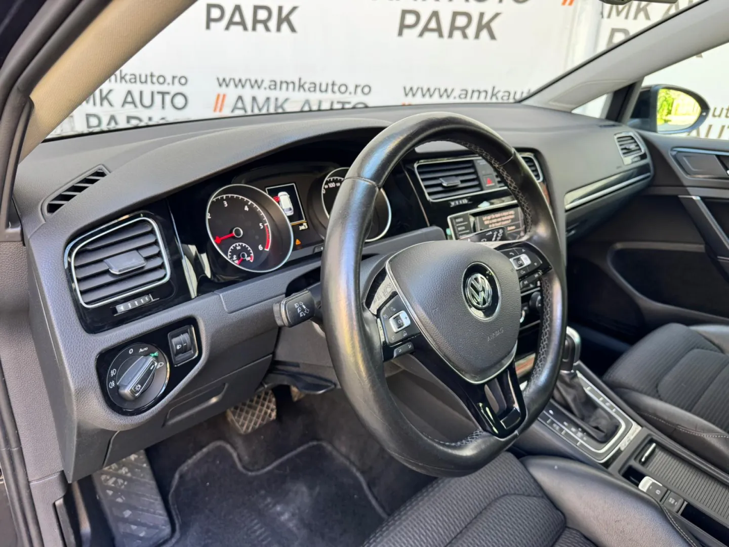 Cumpara/ Vinde online Volkswagen Golf 2015 SH, la cel mai bun pret pentru tine!