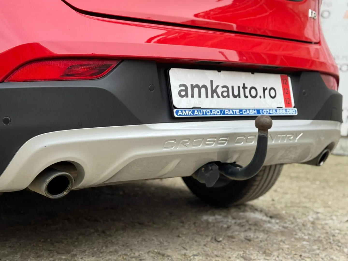 Cumpara/ Vinde online Volvo V40 2013 SH, la cel mai bun pret pentru tine!