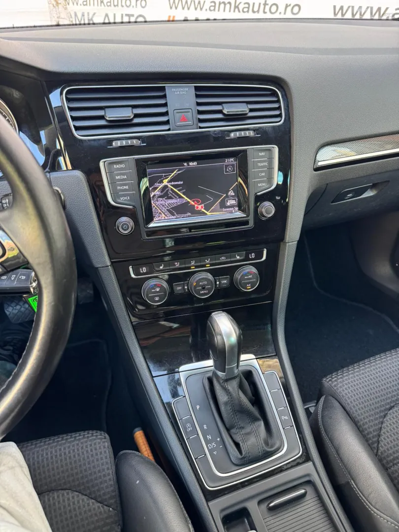 Cumpara/ Vinde online Volkswagen Golf 2015 SH, la cel mai bun pret pentru tine!