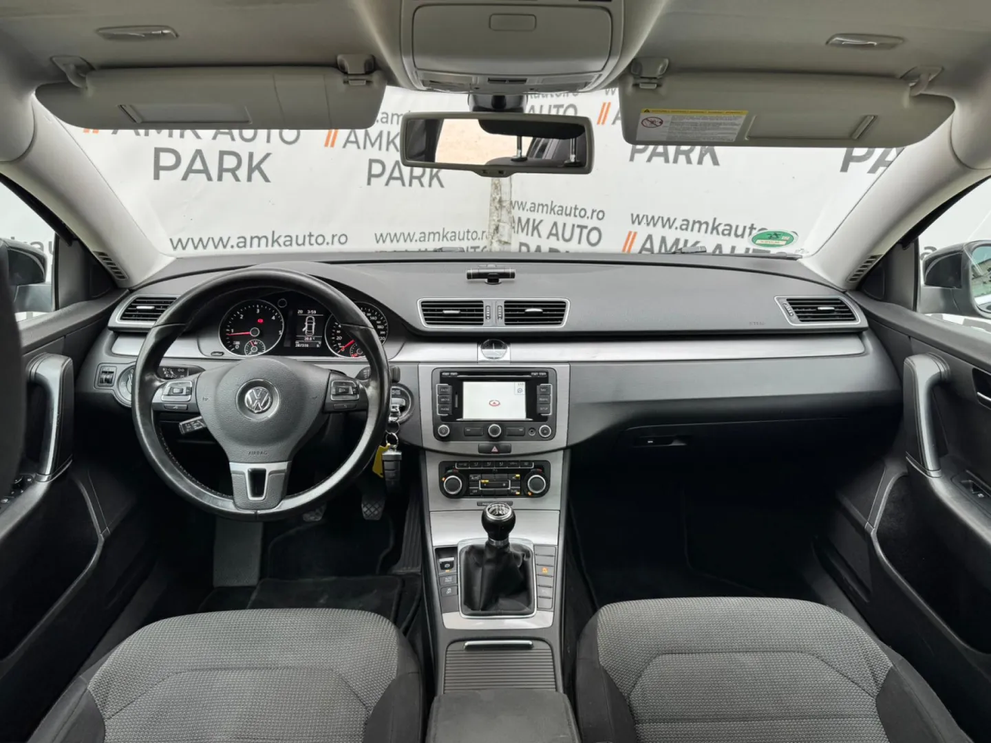 Cumpara/ Vinde online Volkswagen Passat 2011 SH, la cel mai bun pret pentru tine!