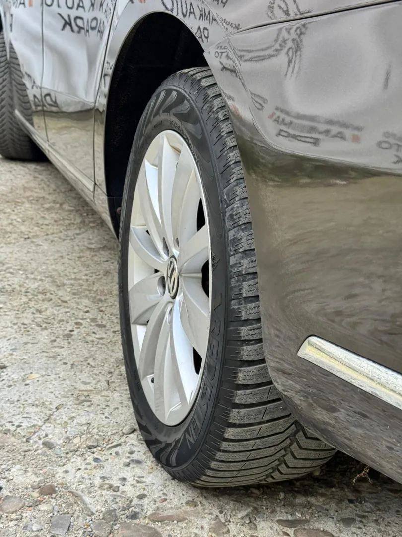 Cumpara/ Vinde online Volkswagen Passat 2014 SH, la cel mai bun pret pentru tine!