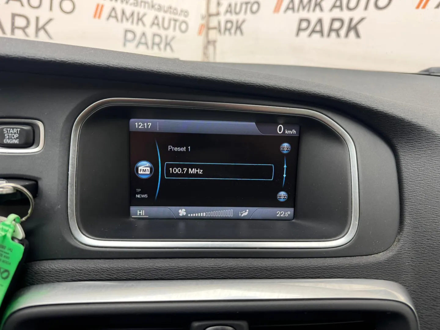 Cumpara/ Vinde online Volvo V40 2013 SH, la cel mai bun pret pentru tine!