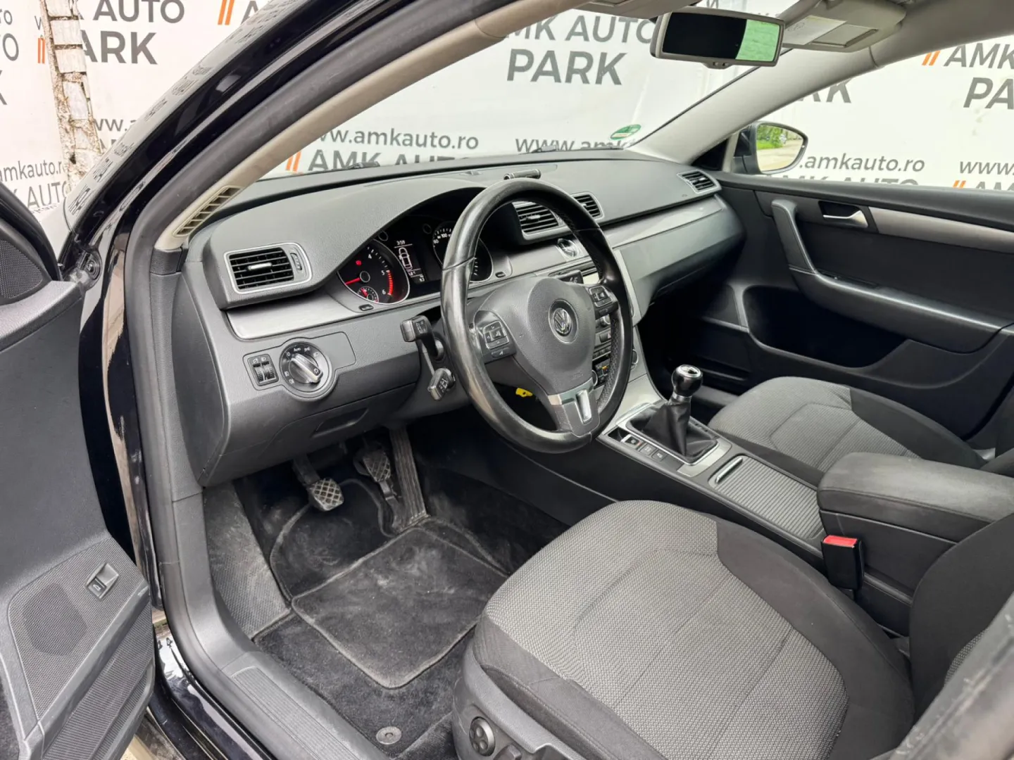 Cumpara/ Vinde online Volkswagen Passat 2011 SH, la cel mai bun pret pentru tine!