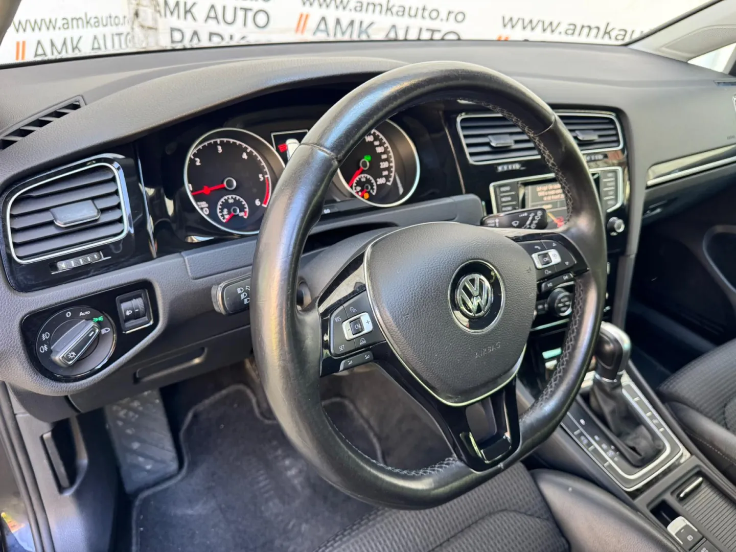 Cumpara/ Vinde online Volkswagen Golf 2015 SH, la cel mai bun pret pentru tine!