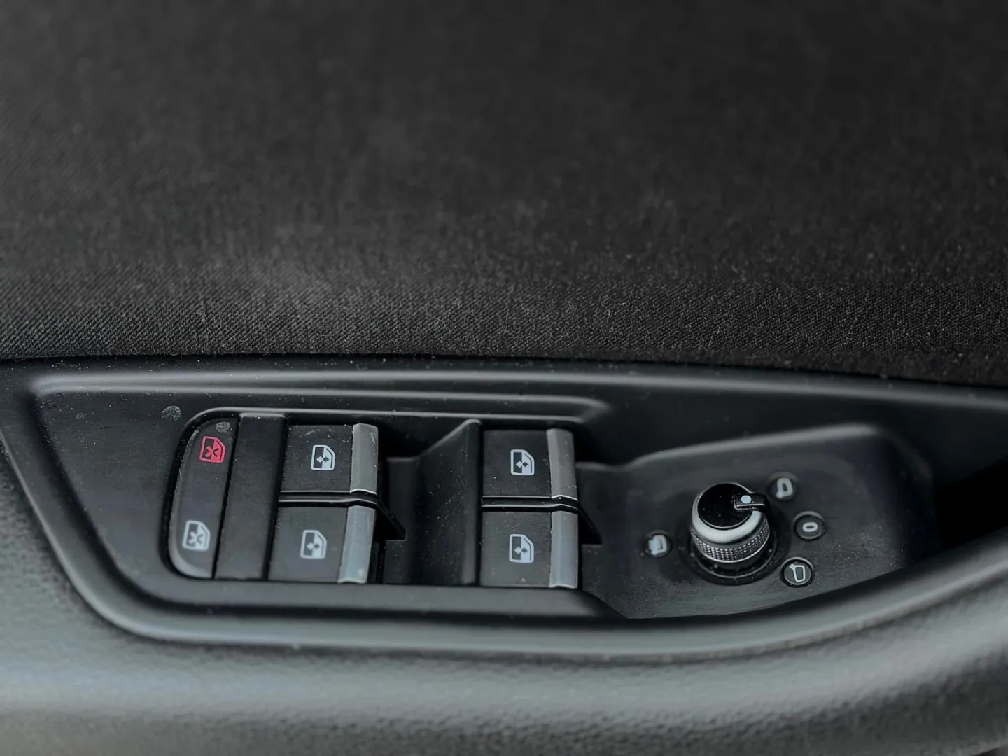 Cumpara/ Vinde online Audi A4 2017 SH, la cel mai bun pret pentru tine!