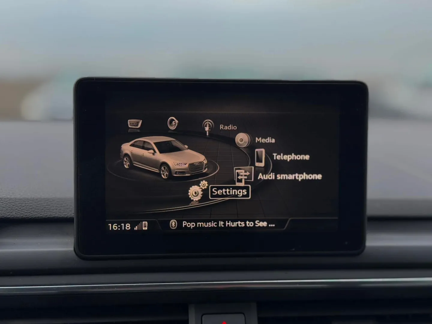 Cumpara/ Vinde online Audi A4 2017 SH, la cel mai bun pret pentru tine!