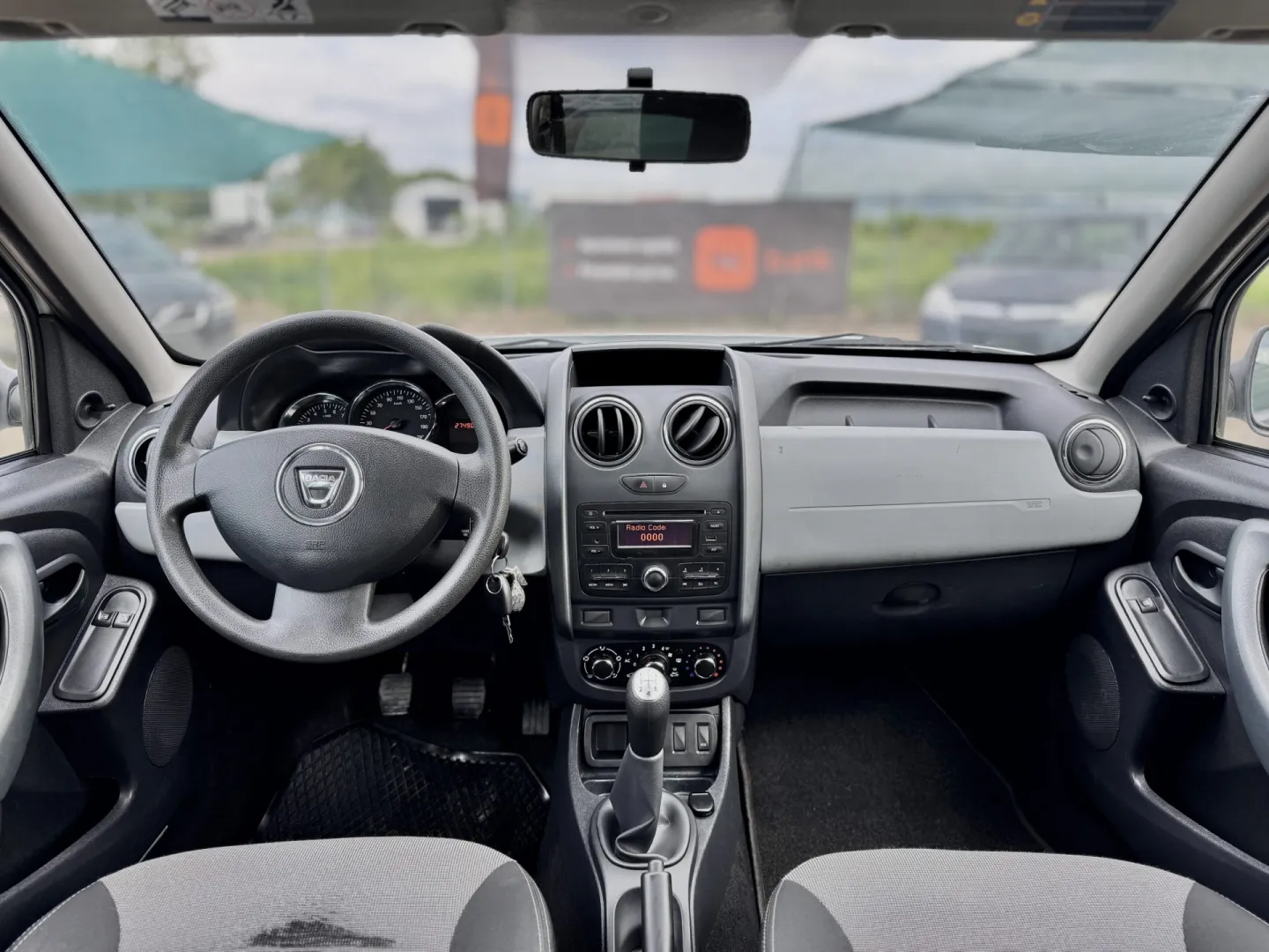 Cumpara/ Vinde online Dacia Duster 2013 SH, la cel mai bun pret pentru tine!