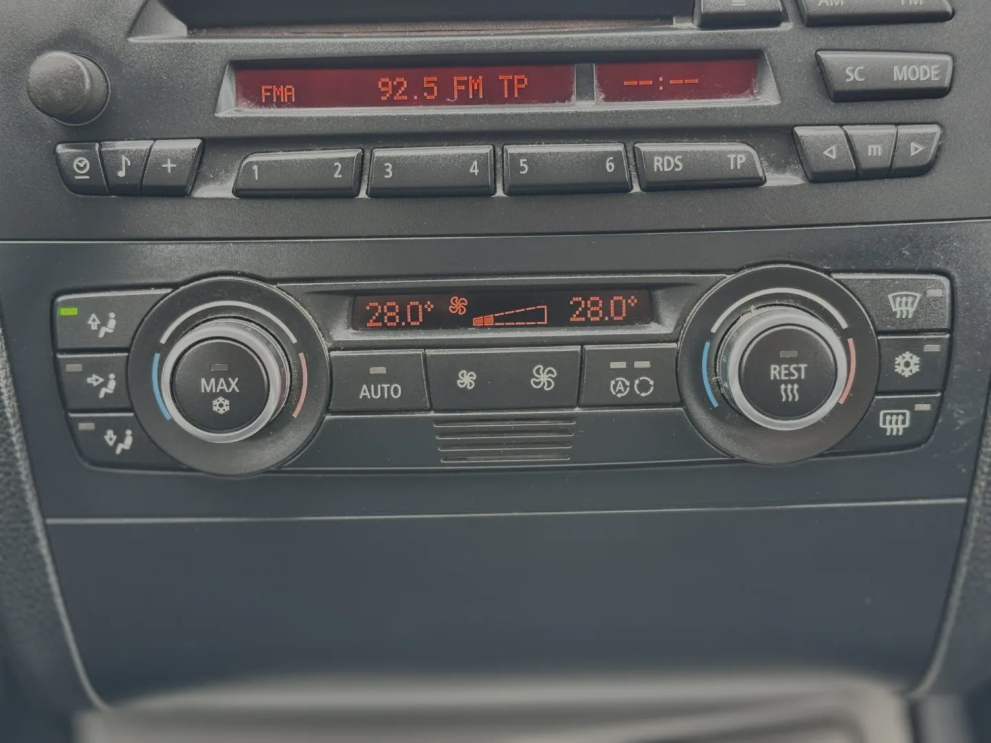 Cumpara/ Vinde online BMW 120 2009 SH, la cel mai bun pret pentru tine!