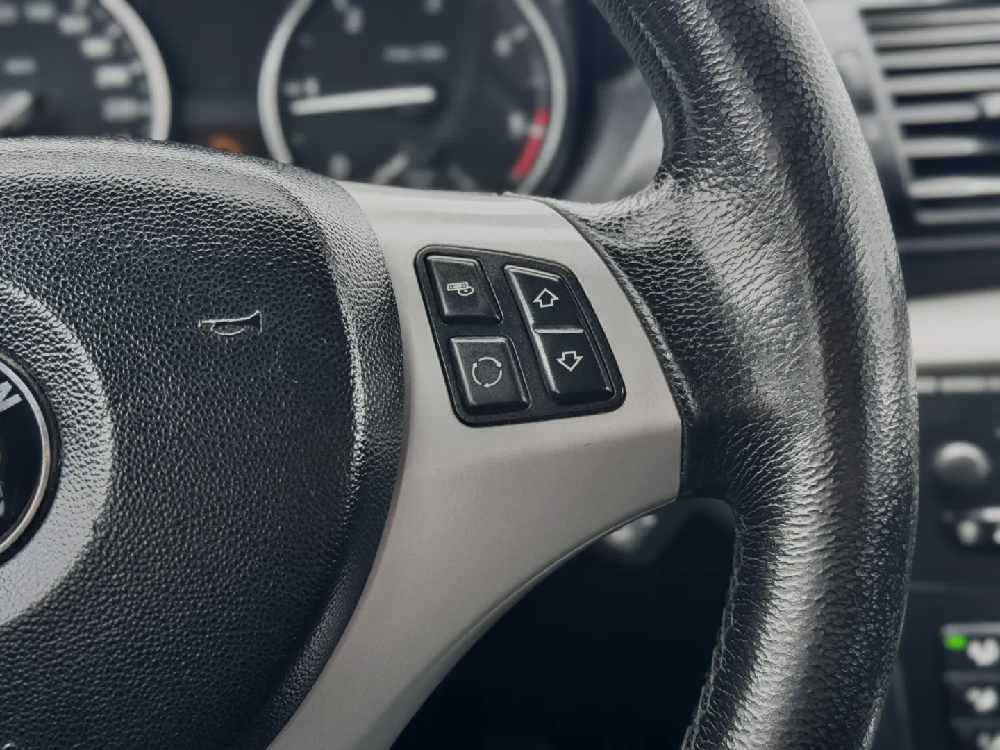 Cumpara/ Vinde online BMW 120 2009 SH, la cel mai bun pret pentru tine!