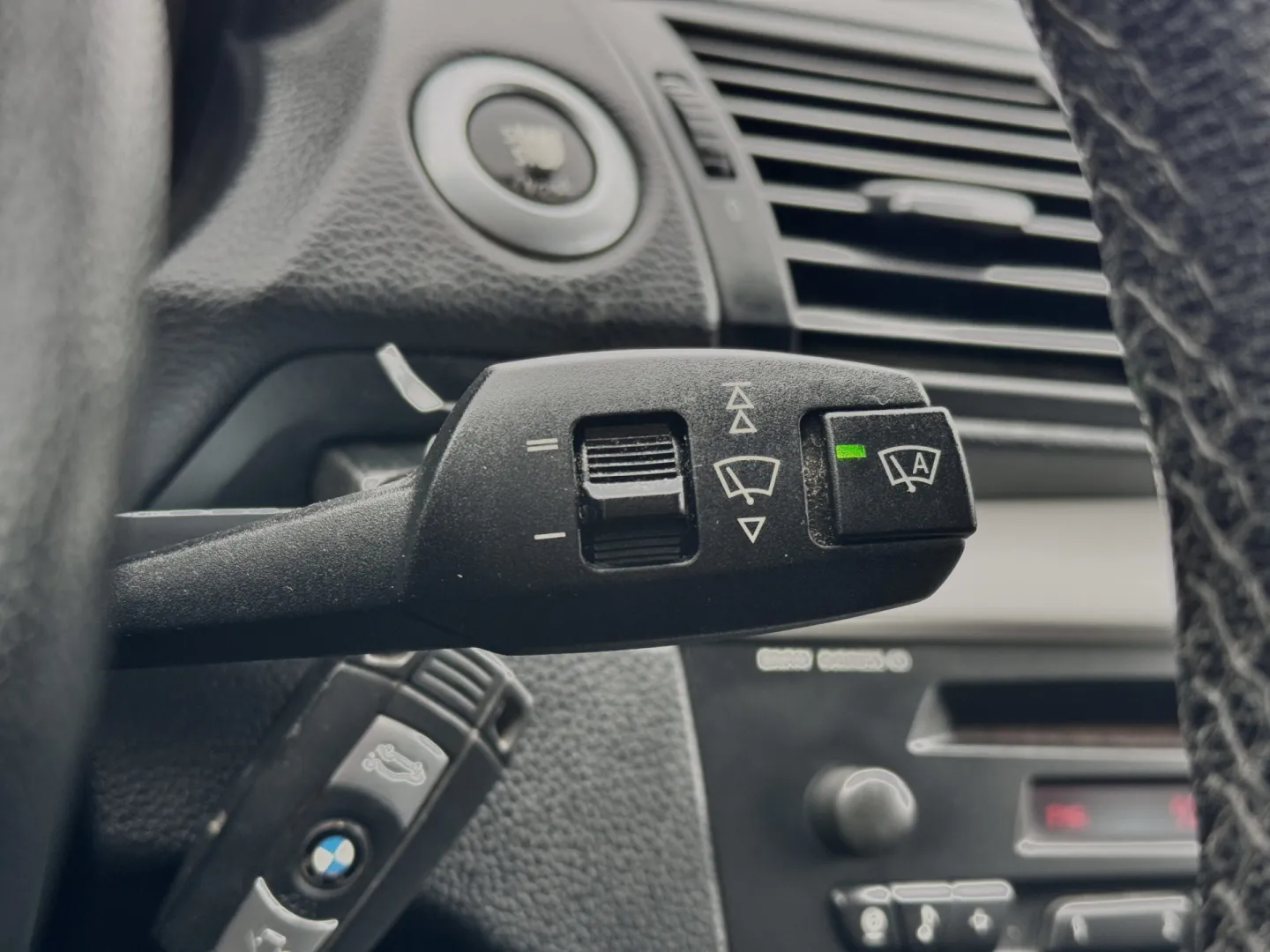 Cumpara/ Vinde online BMW 120 2009 SH, la cel mai bun pret pentru tine!