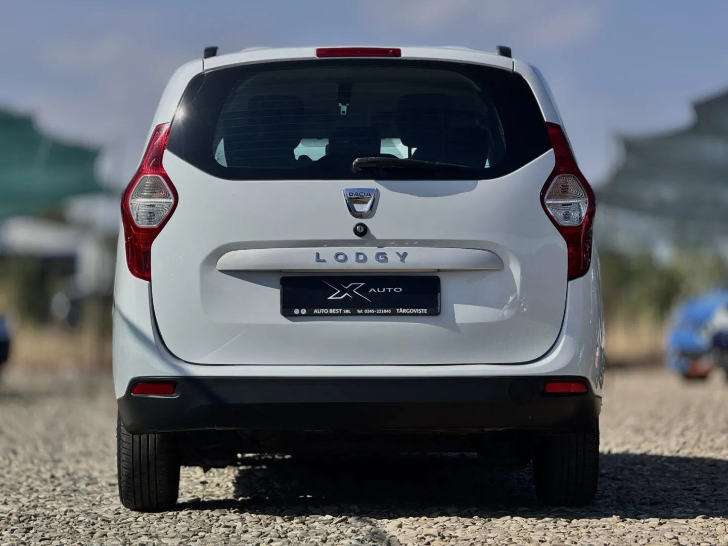 Cumpara/ Vinde online Dacia Lodgy 2014 SH, la cel mai bun pret pentru tine!