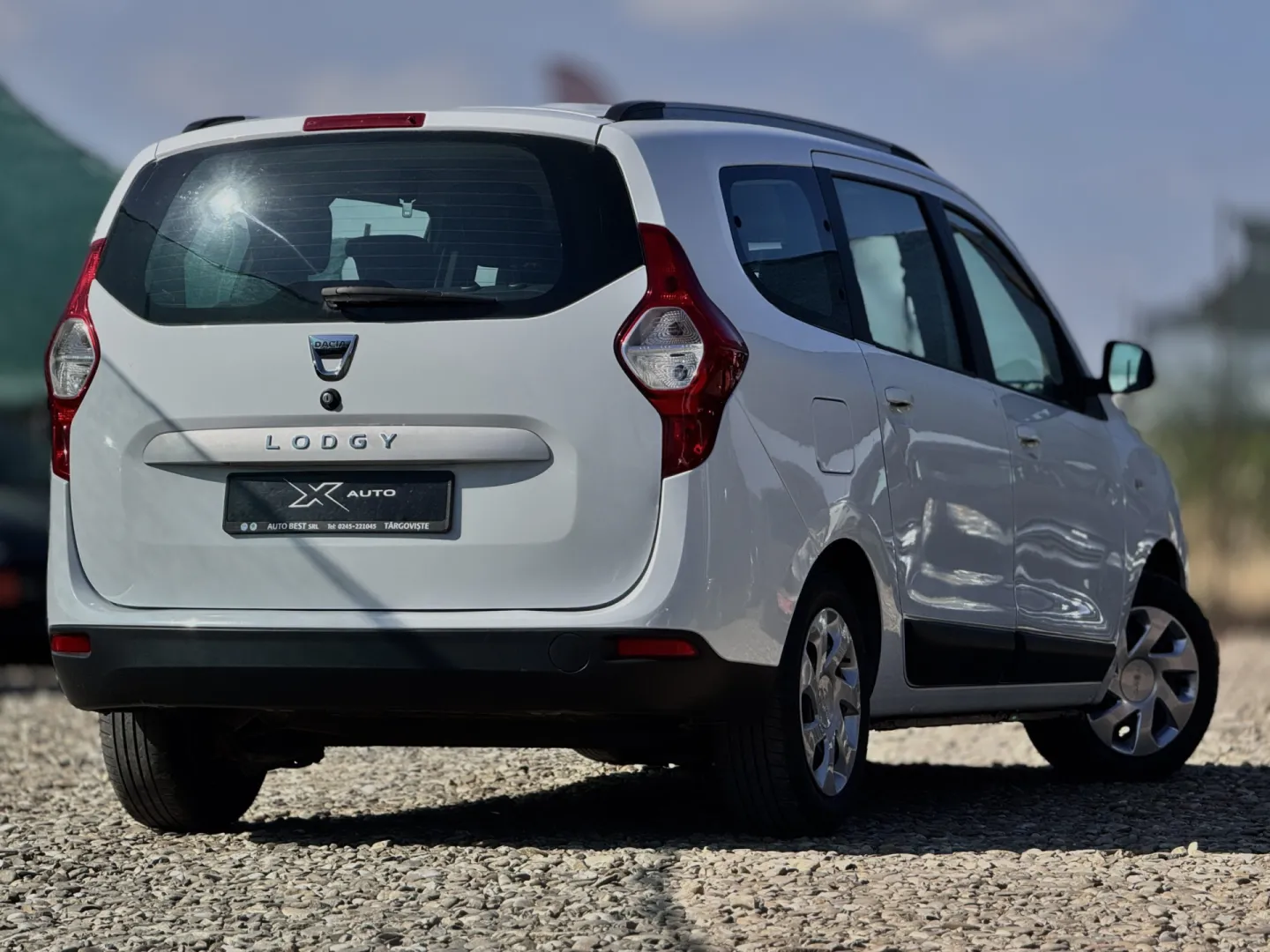 Cumpara/ Vinde online Dacia Lodgy 2014 SH, la cel mai bun pret pentru tine!