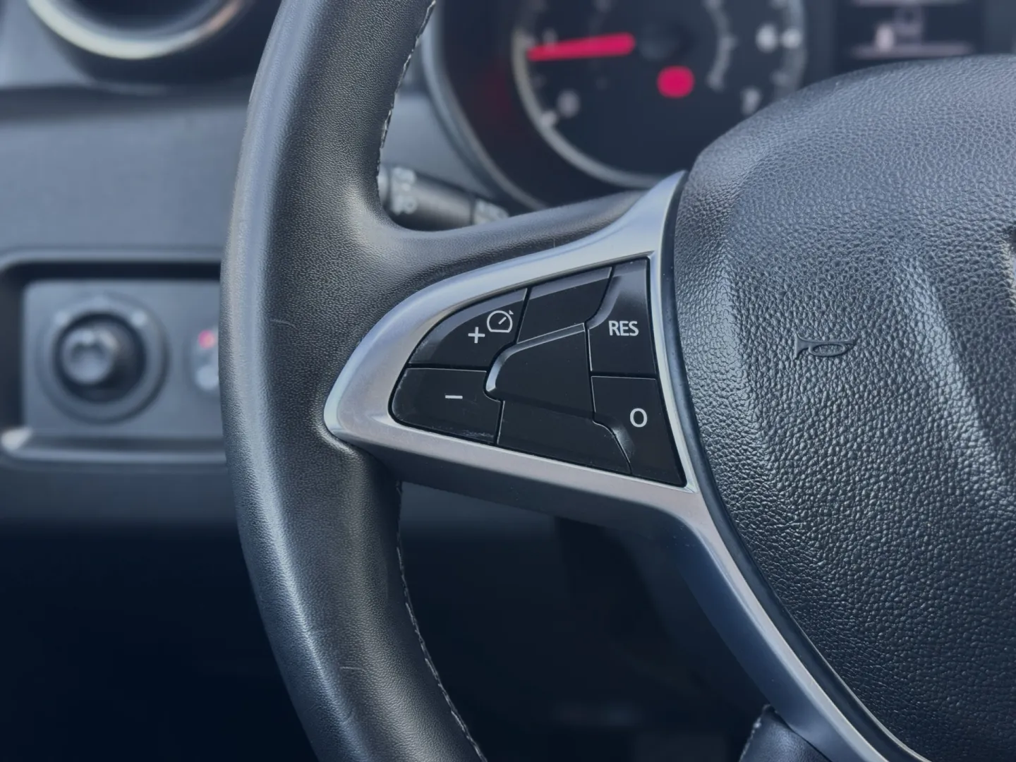 Cumpara/ Vinde online Dacia Duster 2021 SH, la cel mai bun pret pentru tine!