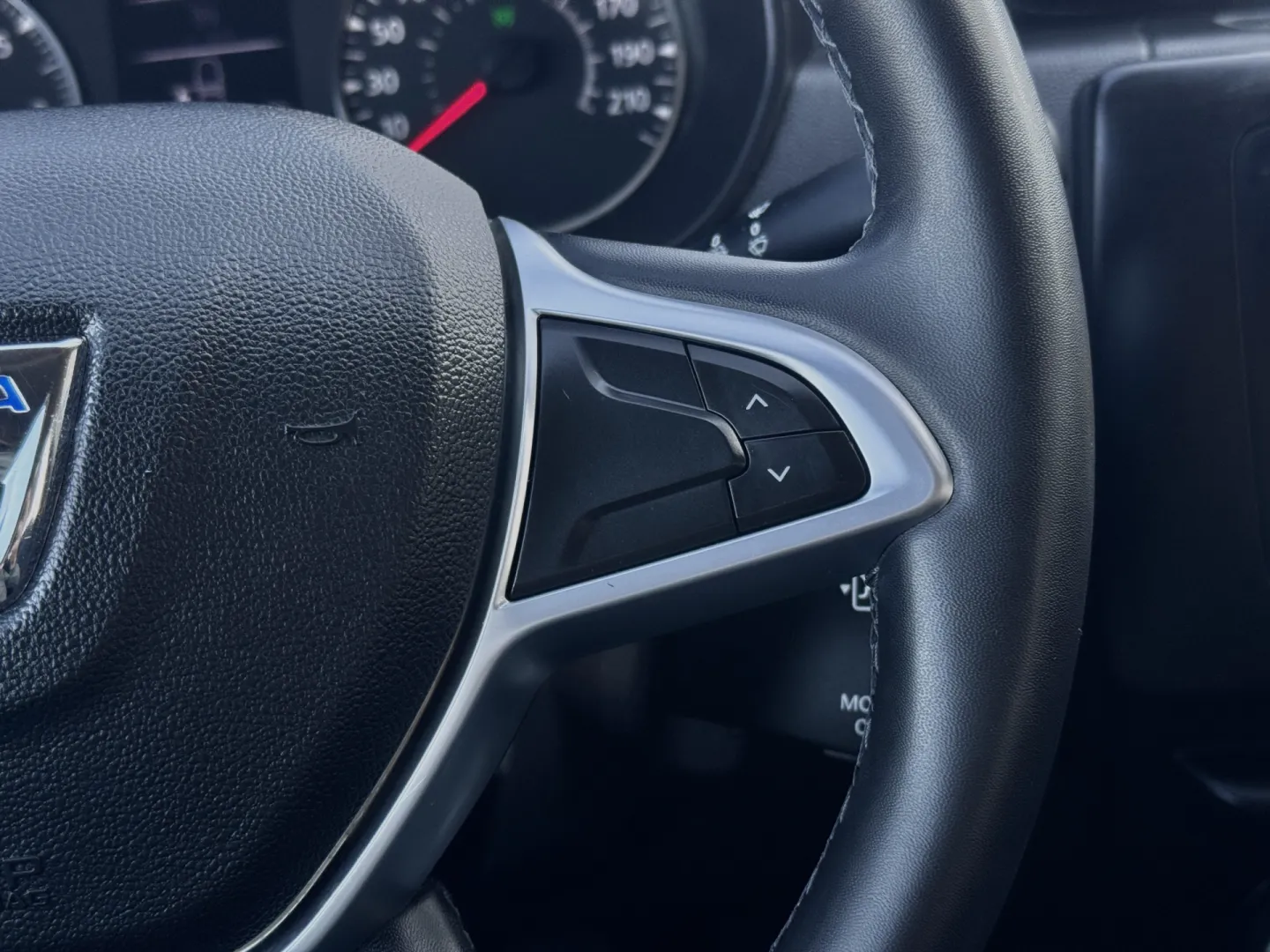 Cumpara/ Vinde online Dacia Duster 2021 SH, la cel mai bun pret pentru tine!