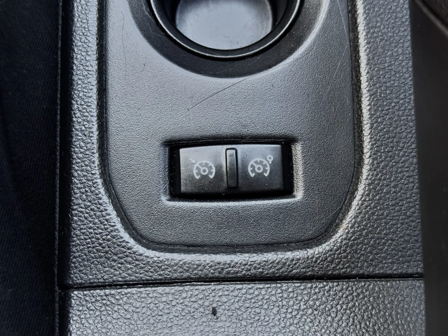 Cumpara/ Vinde online Dacia Duster 2018 SH, la cel mai bun pret pentru tine!