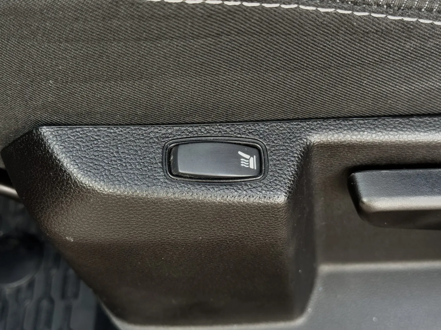 Cumpara/ Vinde online Dacia Duster 2018 SH, la cel mai bun pret pentru tine!