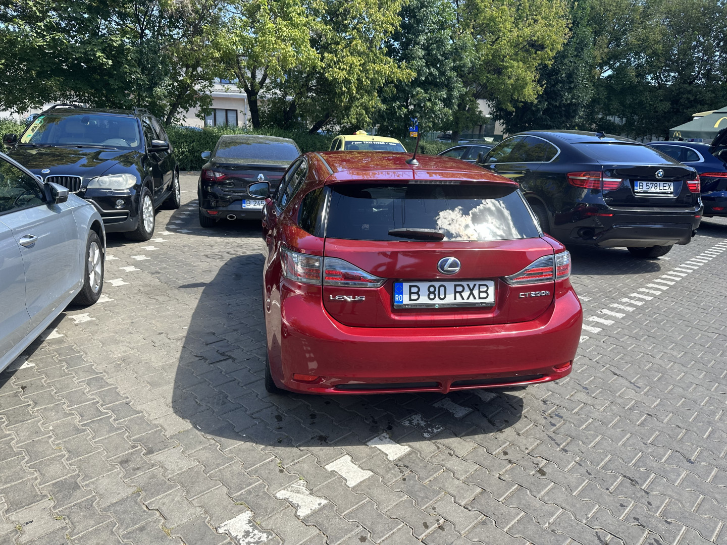 Cumpara/ Vinde online Lexus CT 200h 2012 SH, la cel mai bun pret pentru tine!