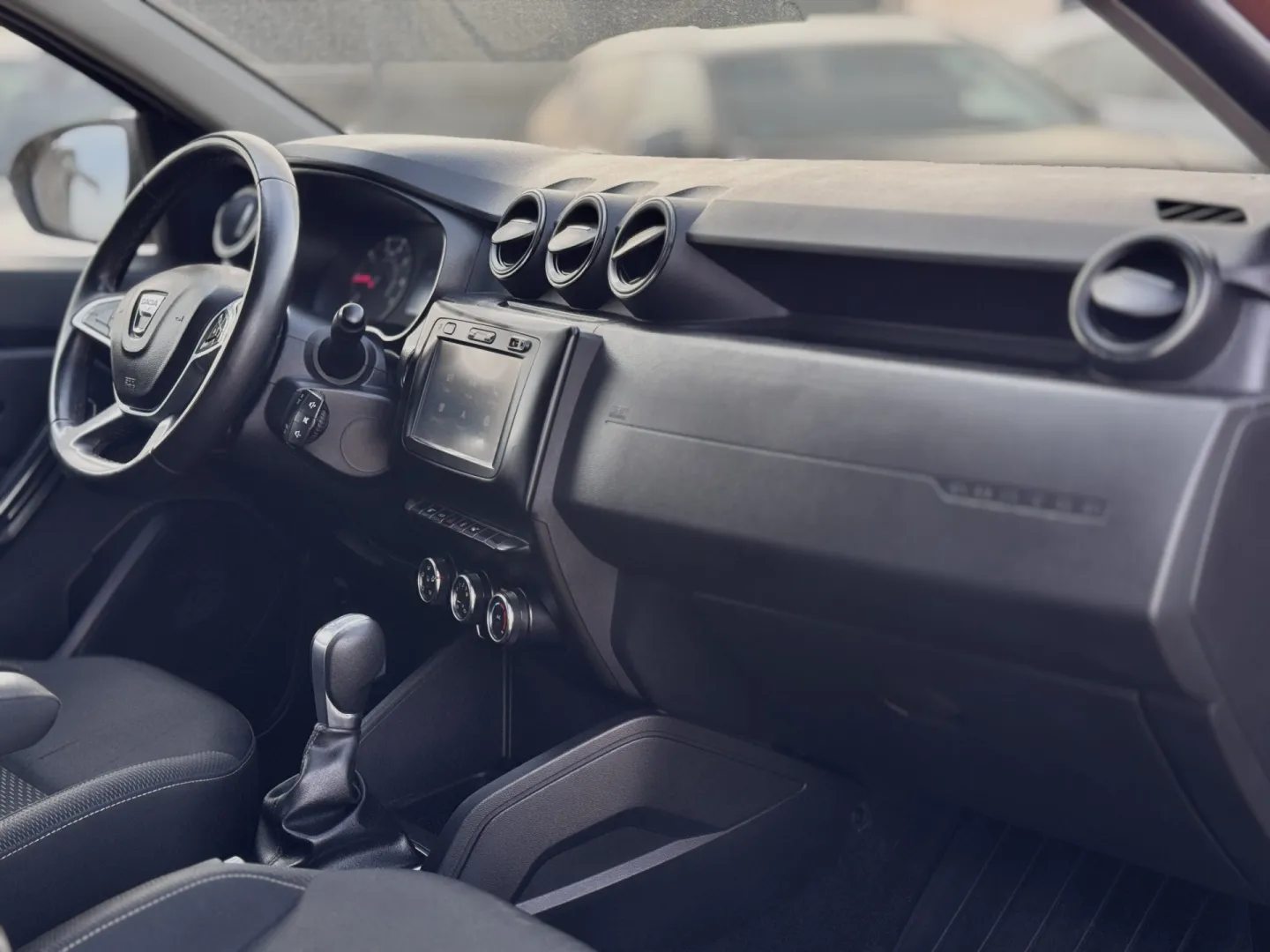 Cumpara/ Vinde online Dacia Duster 2018 SH, la cel mai bun pret pentru tine!